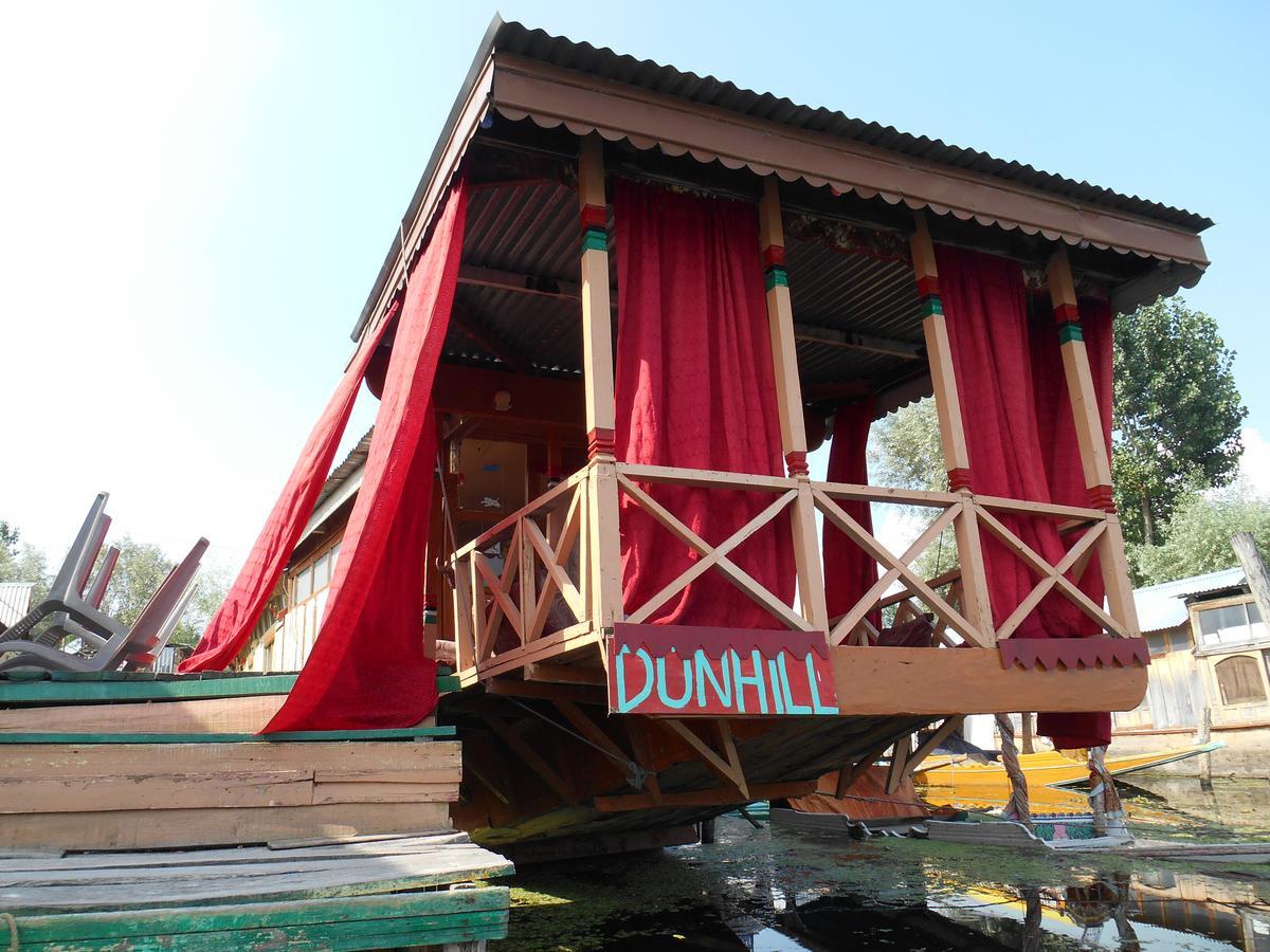 Houseboat Dunhill Panzió Srīnagar Kültér fotó